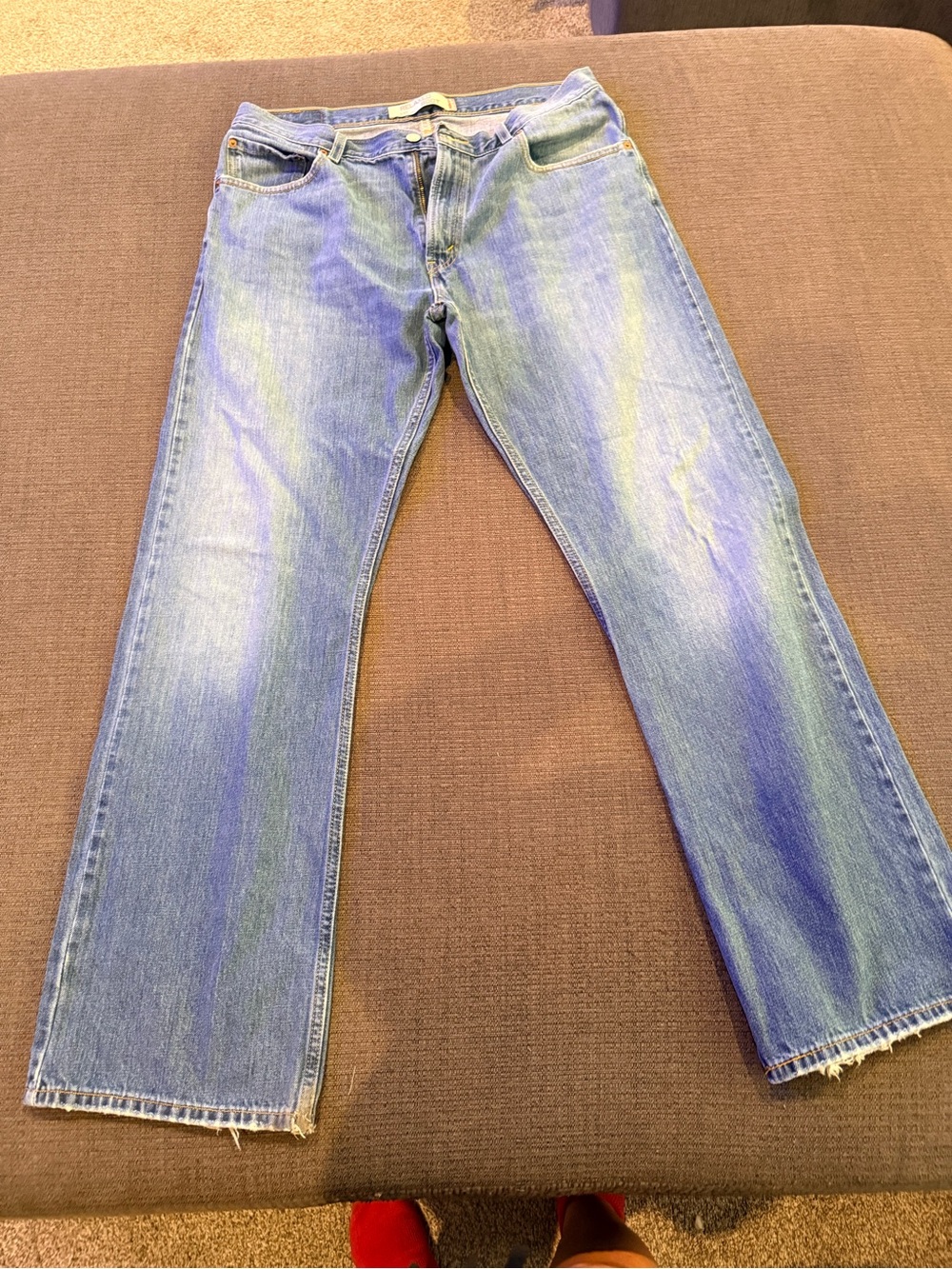 Vintage Levis 557 Jeans Mens 36x34 Blue Relaxed Boot Cut Denim Y2K